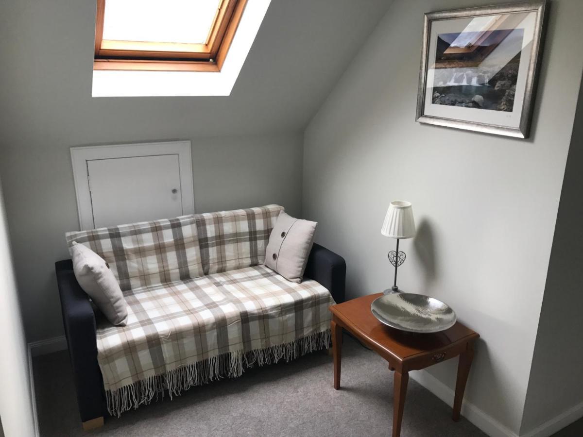 Daedalus Bed&Breakfast Muir of Ord Bagian luar foto